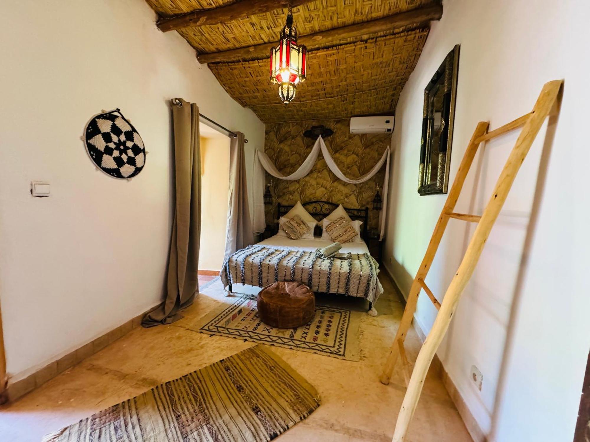 Jenny Lynn Hotel Tazrou Exterior foto